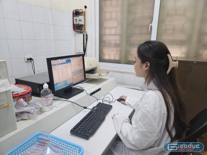 Theo học ngành Địa chất học không chỉ là đi tìm tài nguyên, khoáng sản